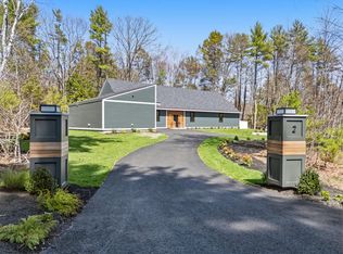 2 Woodside Meadow Rd, Kittery Point, ME 03905