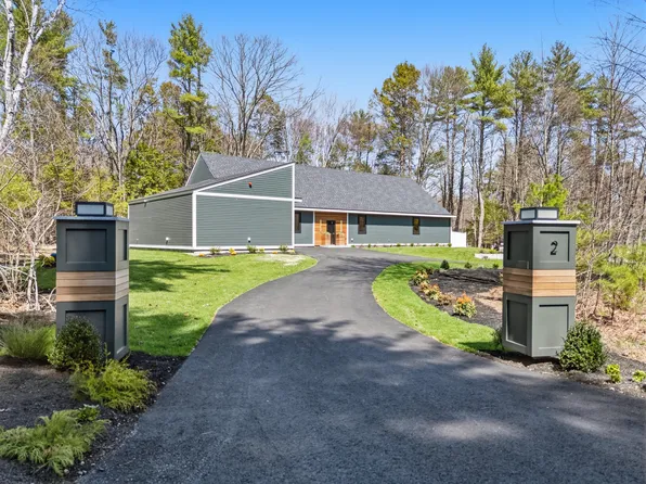 2 Woodside Meadow Road, Kittery, ME 03905