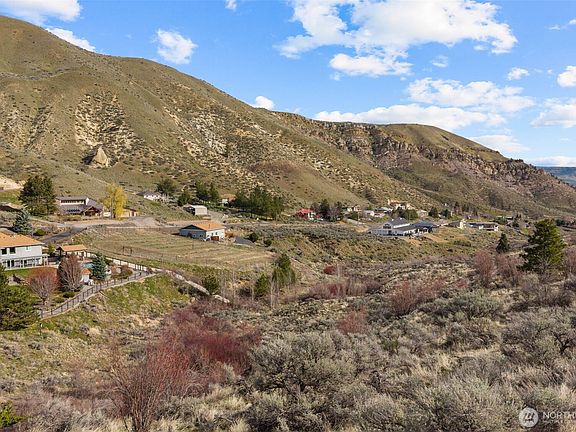 3rd image of 1639 Pitcher Canyon Road