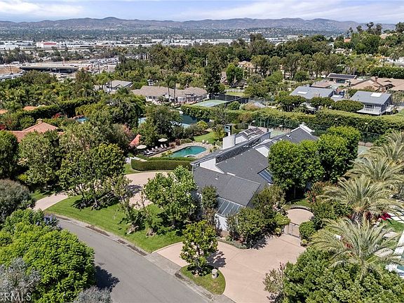 4th image of 130 S Leola Way