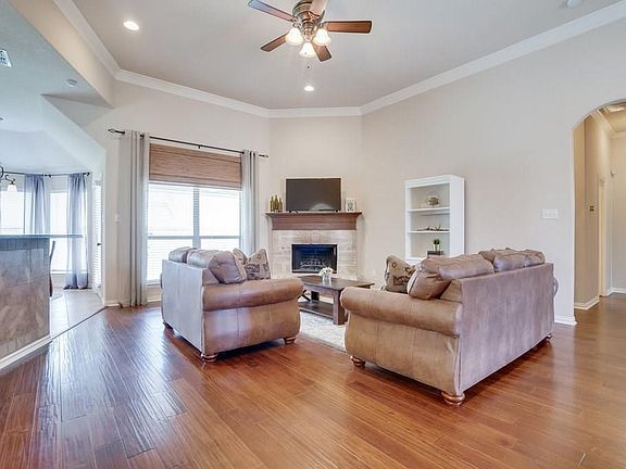 2nd image of 101 Sawgrass Dr