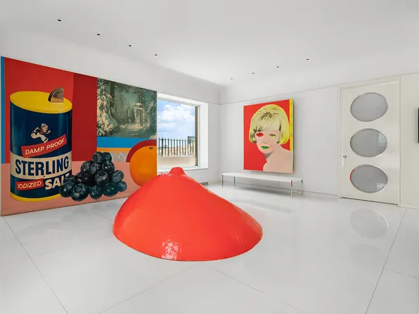 1 Sutton Place South image 3 of 25