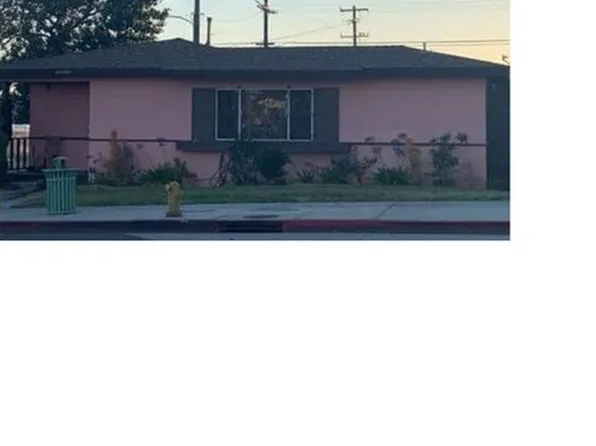 10725 S Van Ness Ave APT 1, Inglewood, CA 90303
