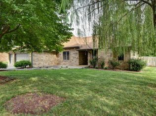 901 Park St, Nixa, MO 65714