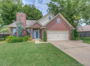 2021 E 140th St S, Bixby, OK 74008