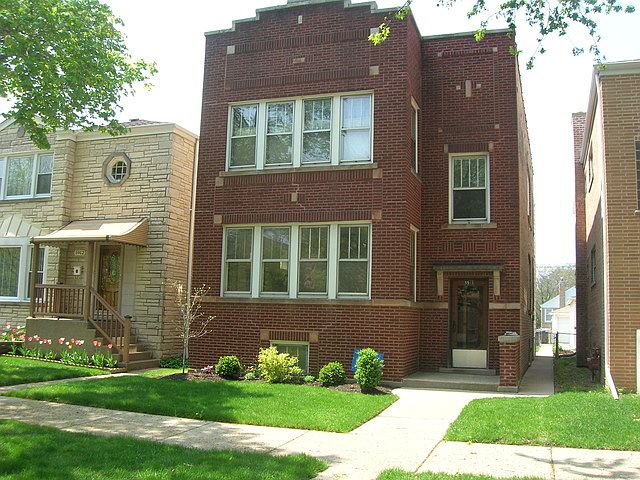 1st image of 5916 N Mulligan Ave #1