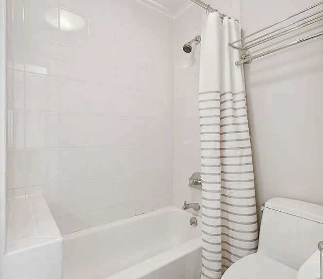 3100 N Sheridan Rd #4D — Photo 18