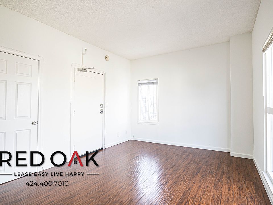1st image of 1004 W 65th St #12