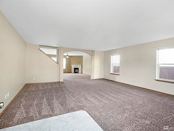 3rd image of 17414 85th Avenue Ct E