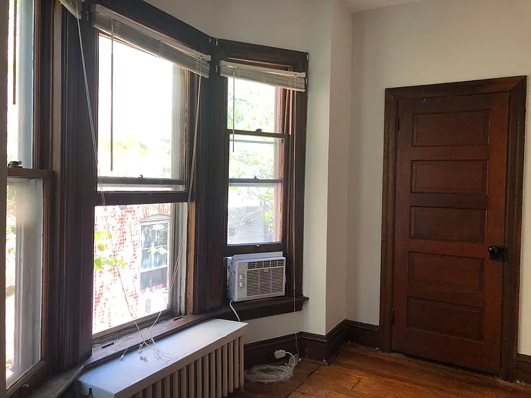 262 Baltimore St #4 — Photo 12