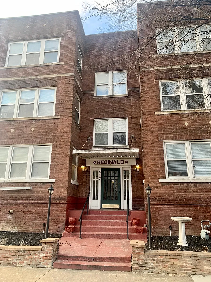 Building Photo - 517 Monroe St #5