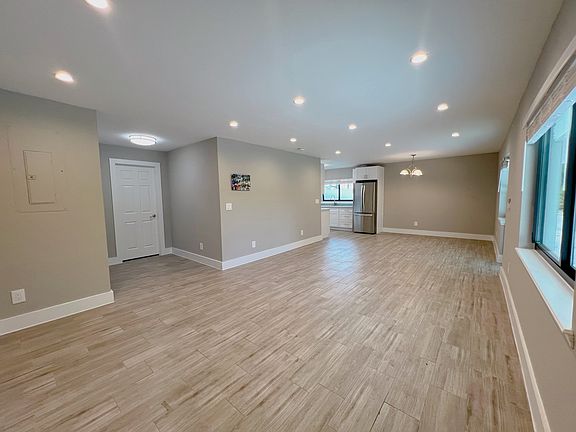 Living Room/Dining Room