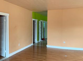 130 Summit St #2, Pawtucket, RI 02860