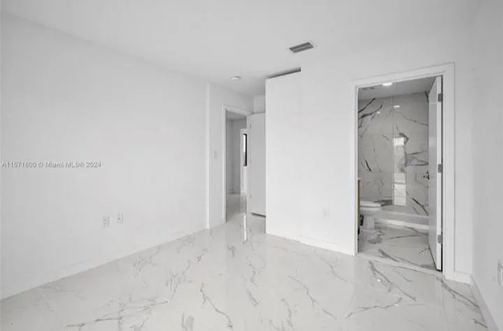 1-245 NW 13th St #245 — Photo 20