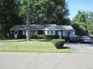 10 Barjune Rd, Norwalk, CT 06851