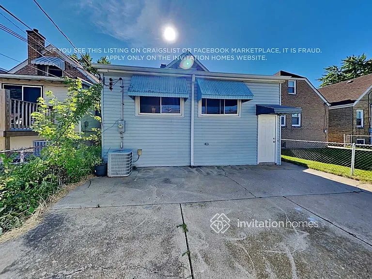 3110 N Austin Ave — Photo 26