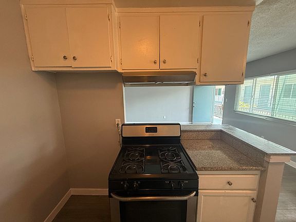 5th image of 1170 Daisy Ave APT 8