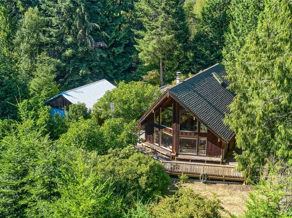 1932 N Cedar Park Dr, Pt Roberts, WA 98281