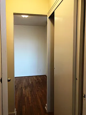 Rented by Prime Realty | media 33