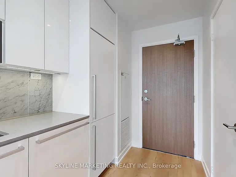 115 McMahon Dr #1908 — Photo 32