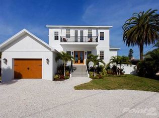 512 56th St, Holmes Beach, FL 34217