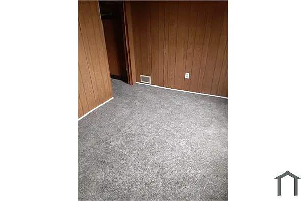 602 Main St APT 3 photo 1