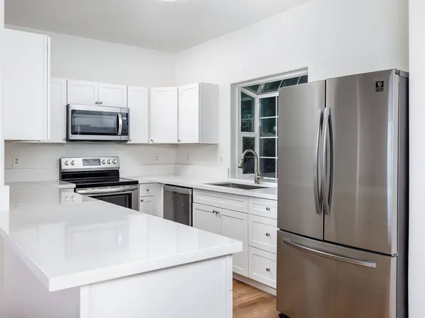 73-4125 Kanawai Pl, Kailua Kona, HI 96740