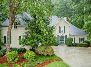 3841 Glenhurst Dr SE, Smyrna, GA 30080