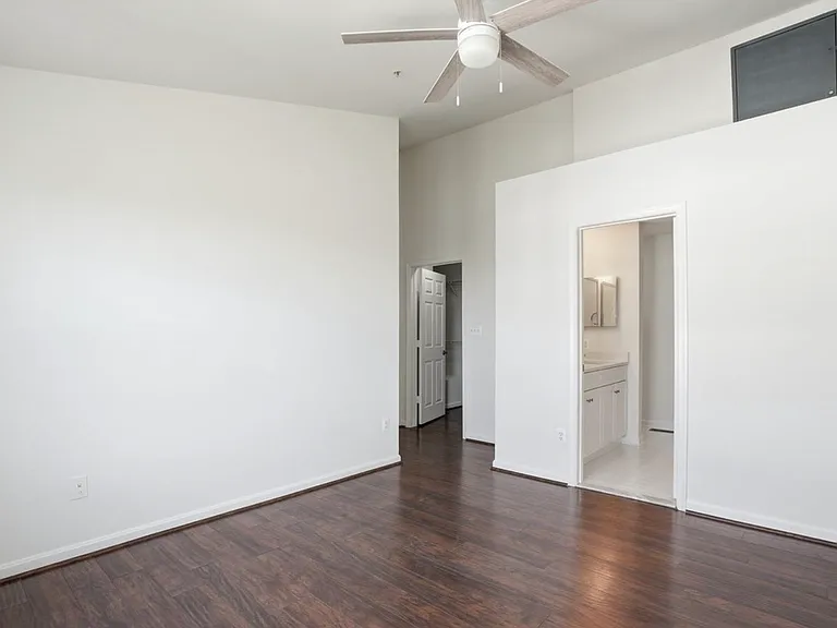 2494 Quick St #303 — Photo 10