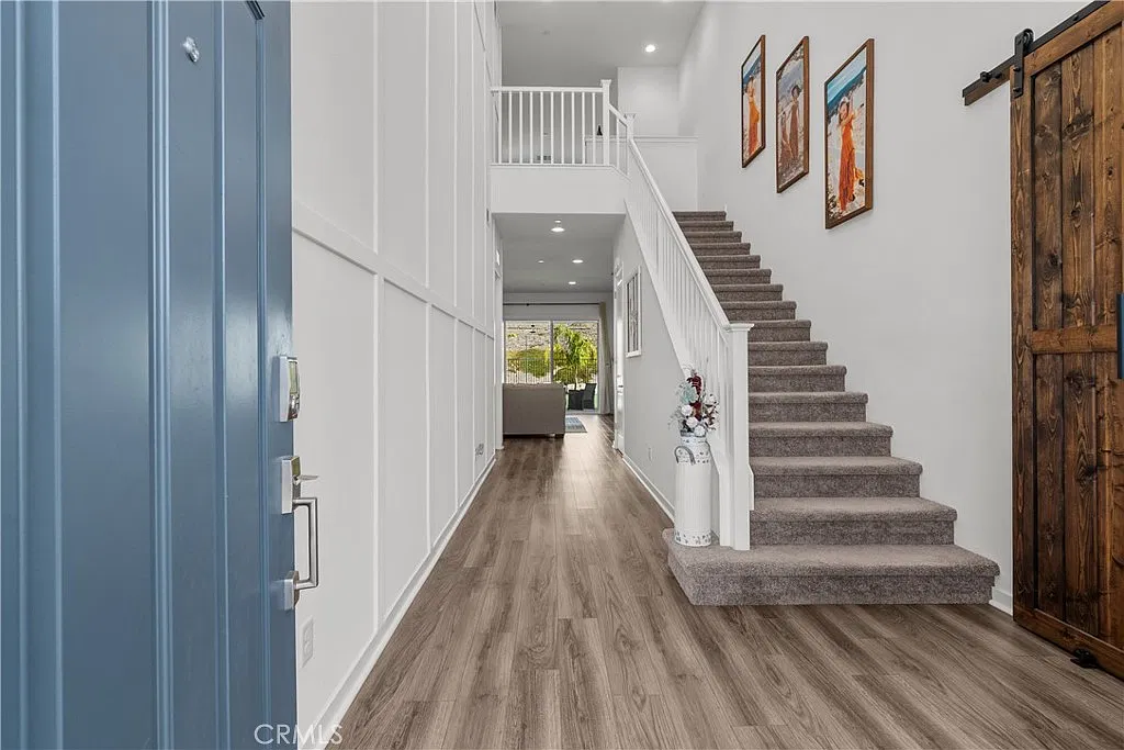 5 bed, 2932 sqft, $6,500 — Photo 3