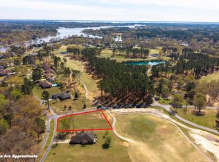 301 Plantation Dr, Manning, SC 29102