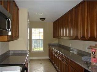 15 Morrison Ct, New Orleans, LA 70127