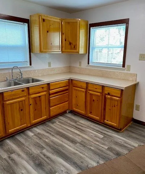 3914 Bernardo De Galvez Ave — Photo 6