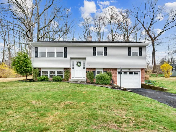 16 Woodland Drive, Wallingford, CT 06492