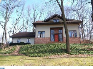 565 Preston Rd, Wernersville, PA 19565