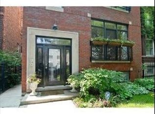 1461 W Hollywood Ave #1, Chicago, IL 60660