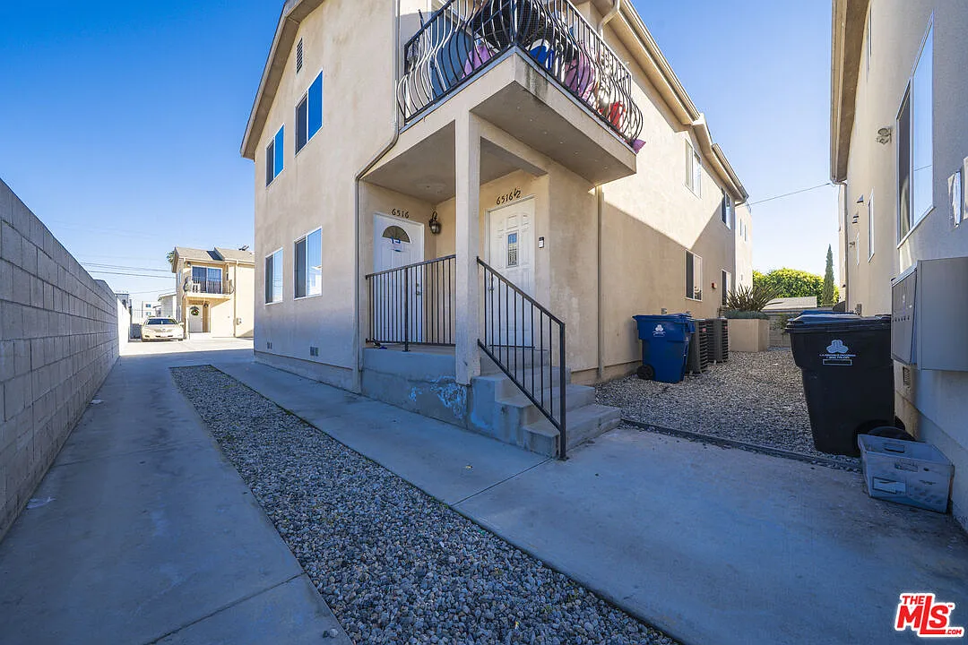 Building Photo - 6514 Brynhurst Ave #6516