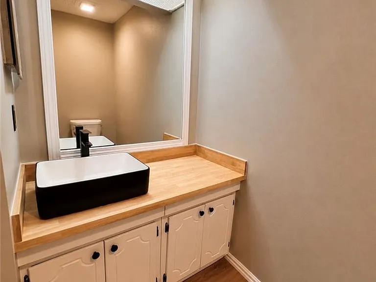 3254 Strawberry Ln — Photo 13