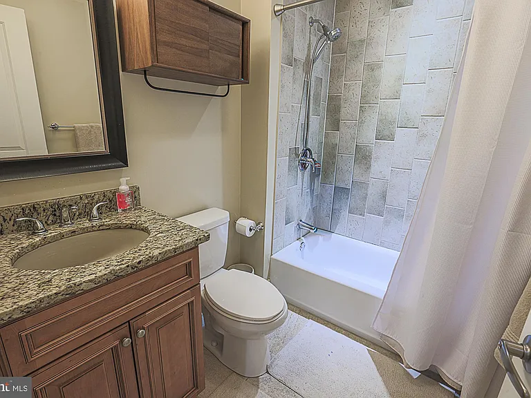 400 Five Farms Ln — Photo 52