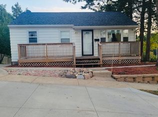 2904 Davis Ave, Sioux City, IA 51106