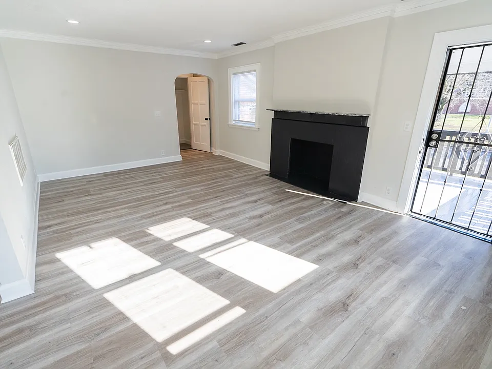 5536 Paseo Blvd #5538