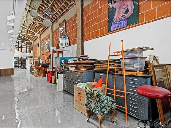 3rd image of 843 10th Ave Unit D
