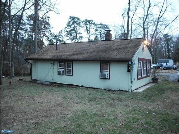 2nd image of 22 Dennis Ave