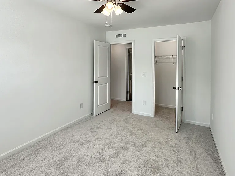 515 Fran Dr — Photo 13
