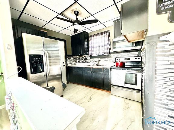 4th image of 559 Myers St