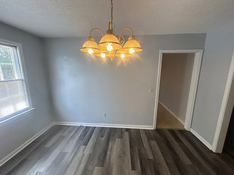 715B Montague Rd — Photo 6