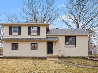 7516 W 96th Ter, Overland Park, KS 66212