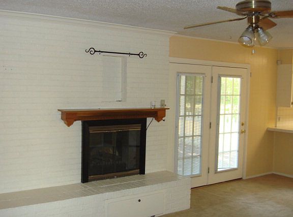 2nd image of 2727 Erline Dr