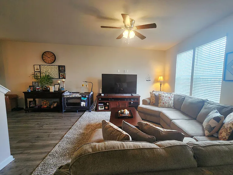 2065 Hinshaw Dr — Photo 13