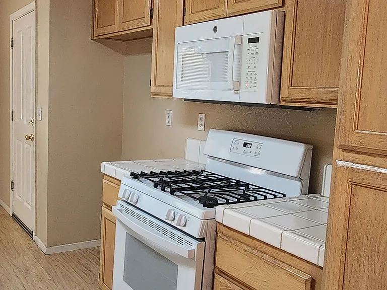 3029 Turnbuckle Cir — Photo 6